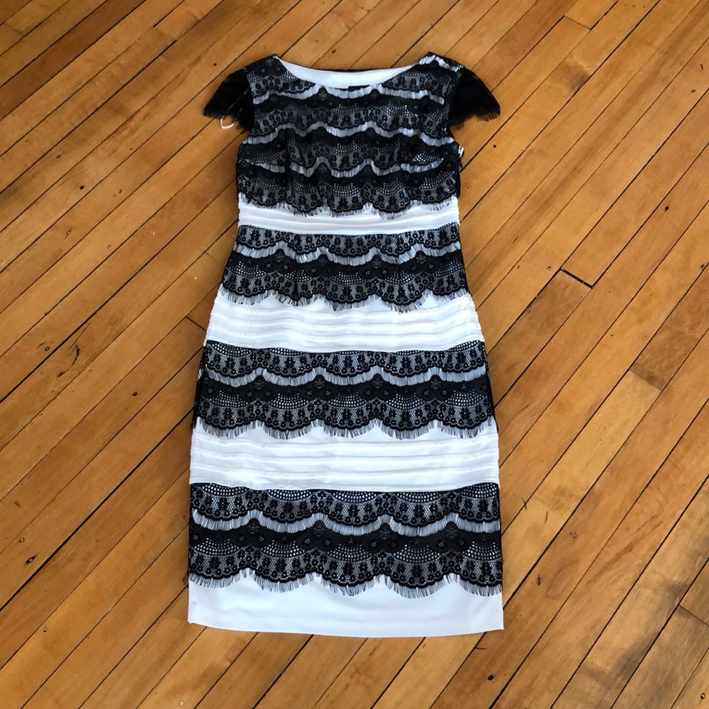 Beautifully detailed cocktail dress size 8